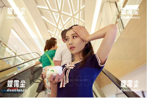 AISS爱丝(钻石版) - 在陈雅漫的写真里，学妹到底有几个版本？可别被原图圈粉哦！-蝶霭尘