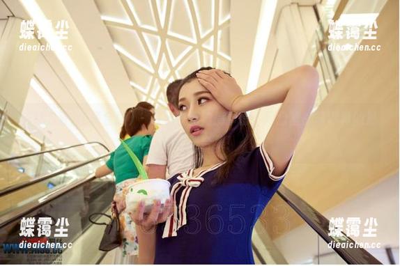 AISS爱丝(黄金版) - 欣杨在街角搞事情，网盘里的写真真的是小心脏合集！-蝶霭尘