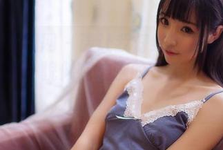 GIRLT果团网 - 请让我仔细欣赏王语纯的私房长腿，貌似在这腿的包装下，我整个人都迷失了。