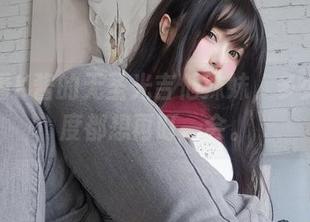 看，看K酱的无圣光吉他妹妹，多少个角度都想再盯一会。