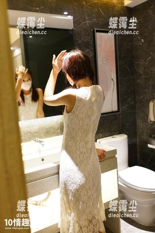 ROSI精彩呈现：一双神奇的长筒黑色丝袜，抱歉得失自由！高清美图快来瞧瞧吧。-蝶霭尘