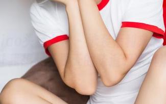 TouTiao头条女神 - 泳装福利来袭！樊安妮让我想起了夏天的味道和冰淇淋！