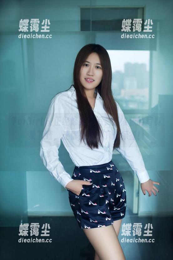 TuiGirl - 正经修女?不,赵惟依的写真集下载,让你重审一下这标签!-蝶霭尘 TuiGirl - 正经修女?不,赵惟依的写真集下载,让你重审一下这标签!-蝶霭尘