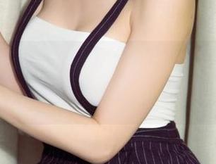 UGirls尤果网 - 一件连体衣，百种风情——李宝儿的美图合集，让人爱不释手