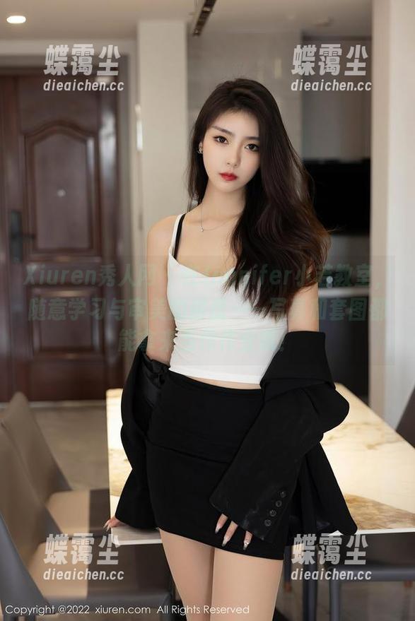Xiuren秀人网 - 在Jennifer小若教室，随意学习与审美的拼盘——写真和套图都能拿来当作作业哦！