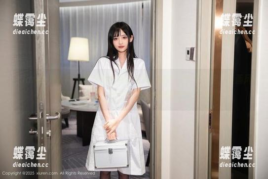 Xiuren秀人网 - 叶梦轩的美腿写真,原图当然得来点水墨画风,寓意深远……或者只是在说她腿美懂不懂!-蝶霭尘 Xiuren秀人网 - 叶梦轩的美腿写真,原图当然得来点水墨画风,寓意深远……或者只是在说她腿美懂不懂!-蝶霭尘