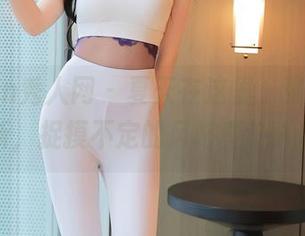 Xiuren秀人网 - 夏天在这里，张美荧写真更新，捉摸不定的风格真让人捉急。