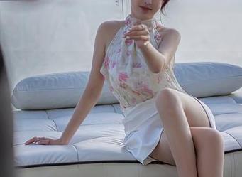 Xiuren秀人网 - 这组肉丝，真舍得用资源啊，郑颖姗真是看得人心痒痒