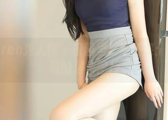 Xiuren秀人网 - 校园里的顾楚楚：福利级的居家图片