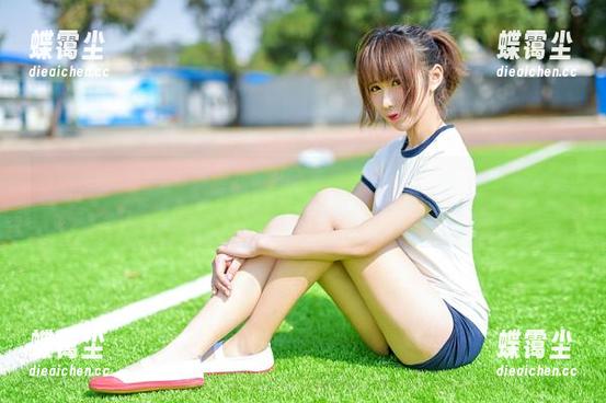 在线瞧瞧，这牛仔裤和九曲Jean，果然美图非比寻常，完全不怕移情别恋！-蝶霭尘