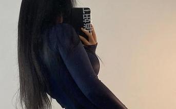 微密圈 - 俏妞qiaoniu66的高清写真，壁纸图之中有种说不出的甜，像极了杯子里的糖，满满的。