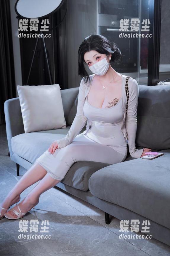 看到了吗?柔软的修女兔子小姐在凉凉子rioko的合集里等着你!-蝶霭尘 看到了吗?柔软的修女兔子小姐在凉凉子rioko的合集里等着你!-蝶霭尘