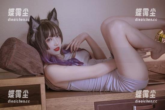 刺青Poi化身护士的图集超乎你的想象，快来下载体验一下！-蝶霭尘