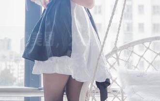 南鸽的泳池美图，太美丽，难道她是在逆天？