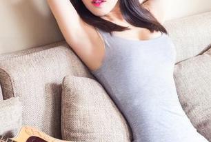 头条女神 - 乔安最新图集：女王范儿，你能扛得住吗？