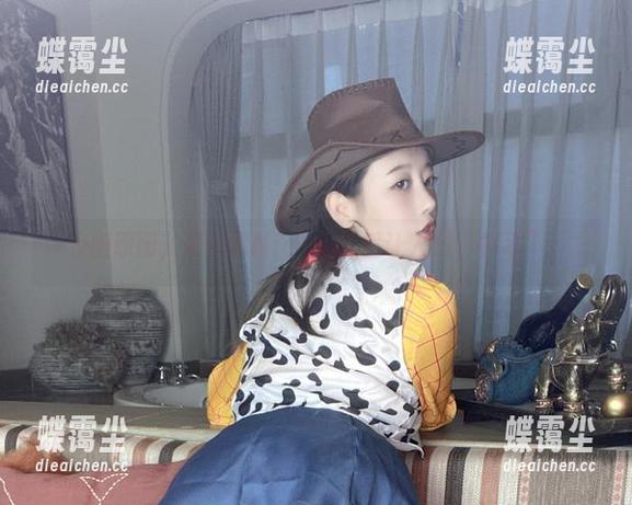 校服原图,奈汐酱Nice的气质让人想“补习”。-蝶霭尘 校服原图,奈汐酱Nice的气质让人想“补习”。-蝶霭尘