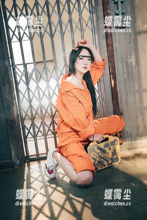 假期想穿睡衣还不怕？看孙乐乐(손예은)Loozy办公室女孩图片，再下载走！随时收心！-蝶霭尘