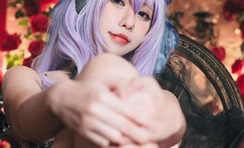 我就在想，小空sora穿飞鸟马时的内衣拍写真时心里会不会暗爽？