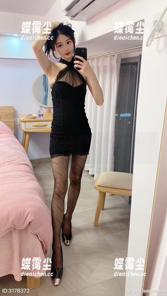 微密圈 - 小萌子的学姐高清合集:脸上写着“我也是有故事的人”!-蝶霭尘 微密圈 - 小萌子的学姐高清合集:脸上写着“我也是有故事的人”!-蝶霭尘