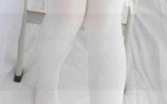 少女秩序 - 先看小葵的网袜写真：一个安静的合集，有趣的想法像春天的桃花，悄悄绽放。