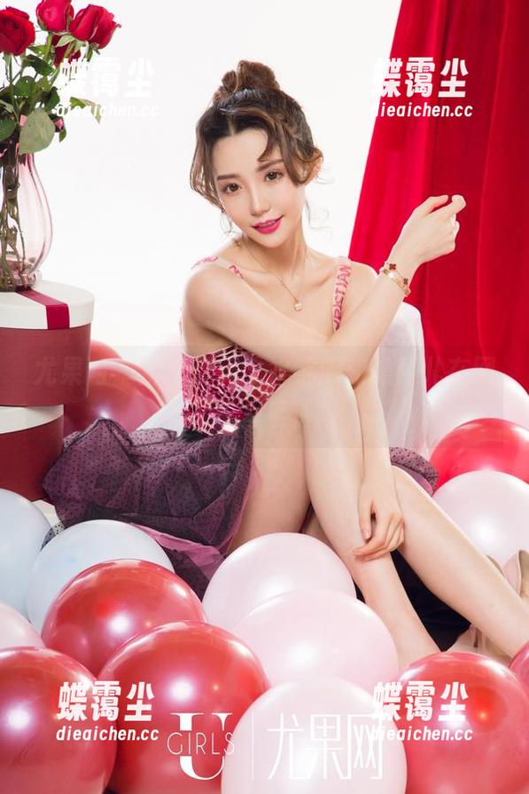 尤果网 - 那年夏天,水手服和黛熙儿在网盘里度假-蝶霭尘 尤果网 - 那年夏天,水手服和黛熙儿在网盘里度假-蝶霭尘