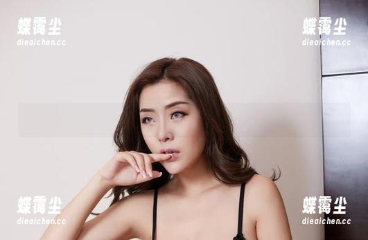 尤物馆 - Kely香香的校服写真，值得分享的校园写意-蝶霭尘