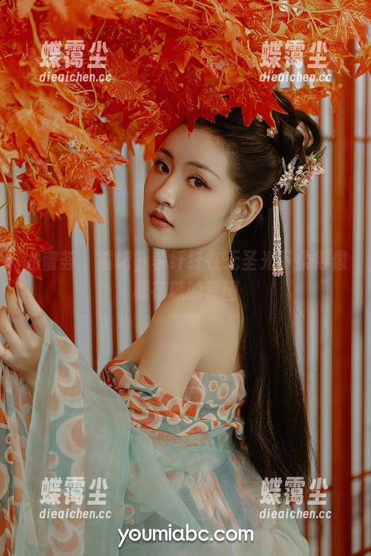 尤蜜荟 - 看吧,李纤纤在无圣光下柔得像棉花糖的套图-蝶霭尘 尤蜜荟 - 看吧,李纤纤在无圣光下柔得像棉花糖的套图-蝶霭尘