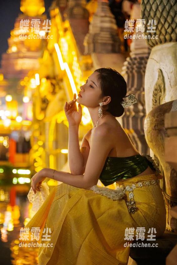 年年Nnian——私藏的晴天与无圣光写真-蝶霭尘 年年Nnian——私藏的晴天与无圣光写真-蝶霭尘