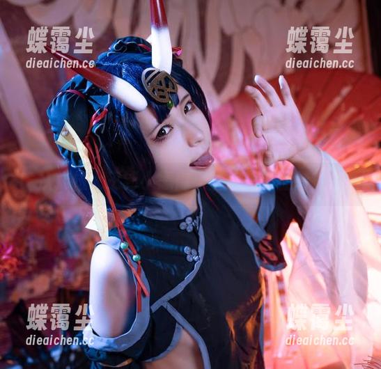 从拖拉大王到小恶魔，壁纸里的翻转人生-蝶霭尘
