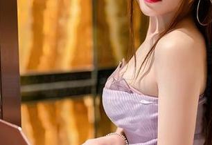好吧，免费的下载确实不错，但星野咪兔的蕾丝让我不断想多看几眼。