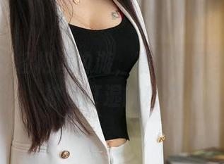 星颜社 - 轻松海边游，清妙写真集里探寻被浪打湿的秘密