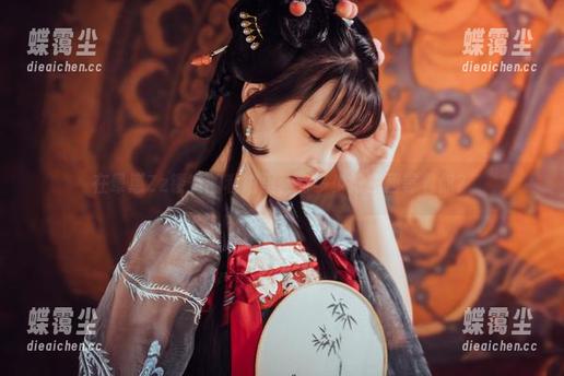 在晕崽Zz镂空的私拍里,有多少好东西等着你?-蝶霭尘 在晕崽Zz镂空的私拍里,有多少好东西等着你?-蝶霭尘