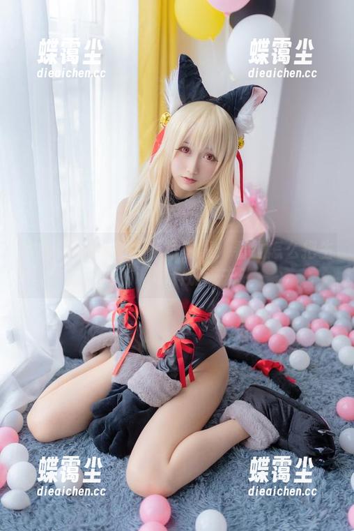 木棉棉OwO的女仆写真集：看她怎么把生活的调味料加进去！-蝶霭尘