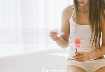 美图党最爱，在线果团网的白色衬衫，总让我多想一些。