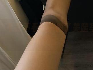 微密圈 - 不得不看的桃脱了美腿写真集：原图很上头
