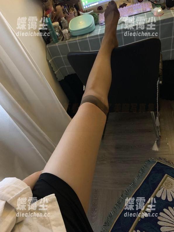 微密圈 - 不得不看的桃脱了美腿写真集:原图很上头-蝶霭尘 微密圈 - 不得不看的桃脱了美腿写真集:原图很上头-蝶霭尘