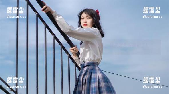 梨瑾瑾 一眼爱上梨瑾瑾的改良旗袍:看完这组写真,我决定去买旗袍了!