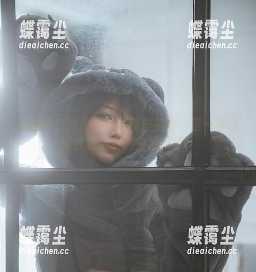 谁怕谁!狐洛洛子最新作品集:这一笨白猫连我也快懒得抗拒了!-蝶霭尘 谁怕谁!狐洛洛子最新作品集:这一笨白猫连我也快懒得抗拒了!-蝶霭尘