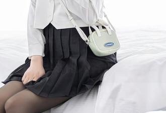 秀人网 - 图集新更新！司妃SL的礼服让人分分钟想要加入奔跑的行列…
