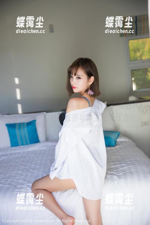 秀人网 - 闹钟也替我写不了业，“婕西儿jessie”的校园私房写真主打无压力！