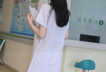 秀人网 - 出乎意表，星星baby的校园图包值得一赞，果然是会玩！