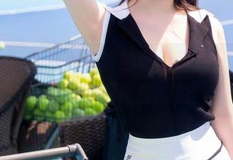 秀人网 - 观看豆瓣酱的可爱写真，心里像是吃了颗甜蜜的糖