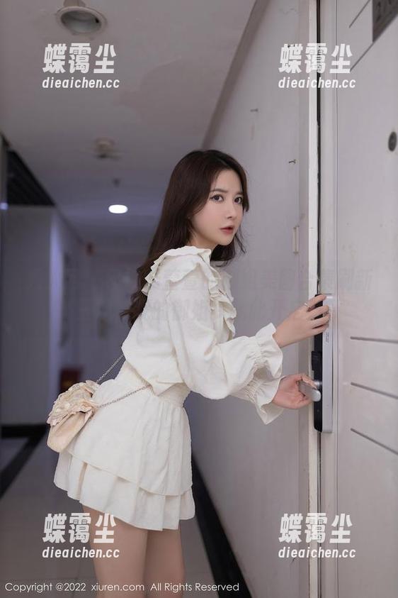 秀人网 - 已被陆萱萱的御姐美图合集刷新三观，我的御姐梦就此开启！-蝶霭尘