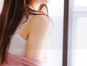 微密圈 - 跟着羊小雪juvia在高清美图里，感受少女的化学反应，从此不想逃跑！