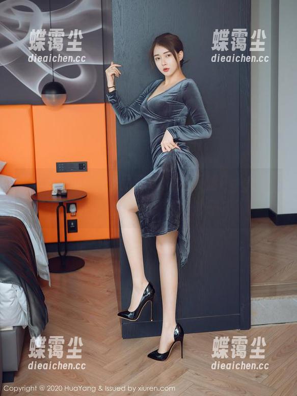 花漾show - 作品旁边的尤妮丝Egg:‘海浪能不能不要请我吃沙子?’-蝶霭尘 花漾show - 作品旁边的尤妮丝Egg:‘海浪能不能不要请我吃沙子?’-蝶霭尘