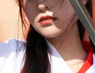 蜜桃社 - 别犹豫，咕噜Sweet旗袍免费美图来了，冲动是魔鬼，只看不舔屏。