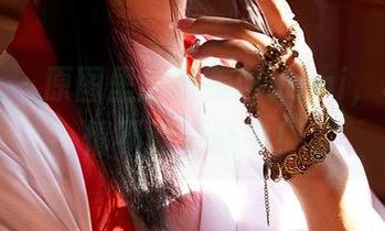 蜜桃社 - 原图里的萌美Moemi，校园风情不断更新中！