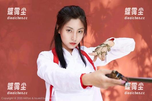蜜桃社 - 一张不落的女王,全套图集豆瓣酱的诠释太有意思了。-蝶霭尘 蜜桃社 - 一张不落的女王,全套图集豆瓣酱的诠释太有意思了。-蝶霭尘