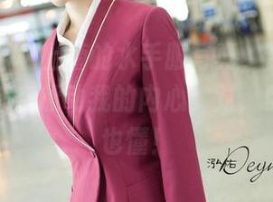 青豆客 - 杨上萱的水手服写真，合集里的每一张都在撩动我的内心，对，你不说我也懂！