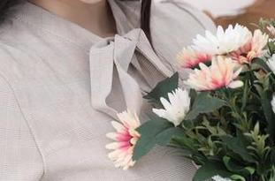 鹿野希的豹纹胖次：高清写真的一大亮点，连动物都来围观！